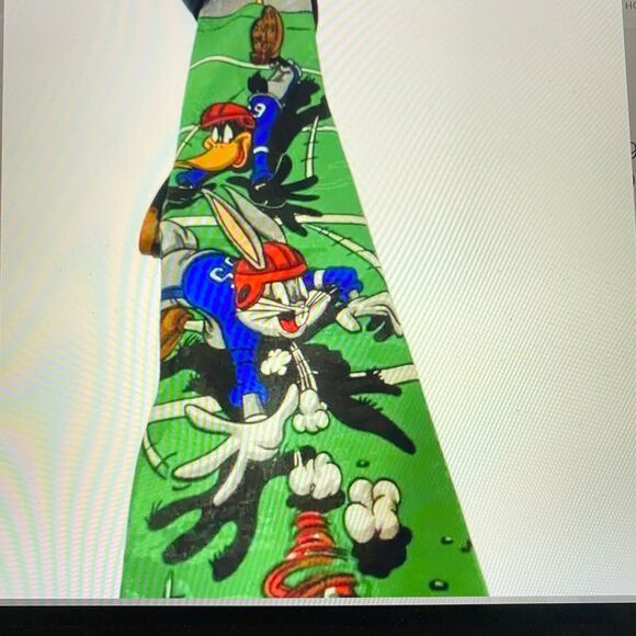 Bundle of 2 Vintage Ties 52x4 Italian Fratello Saxophone, Looney Tune Bugs & Taz - Picture 10 of 12